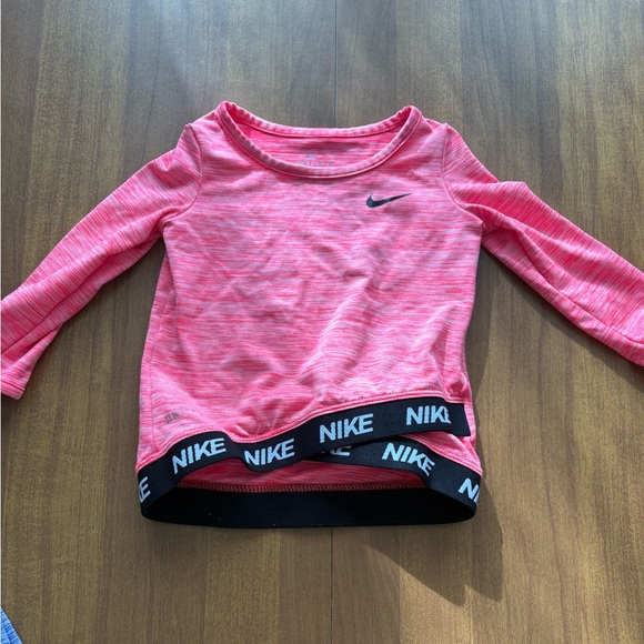 Nike Kids Long Sleeve Tees - Coral and Navy Set of 2 - Picture 2 of 5